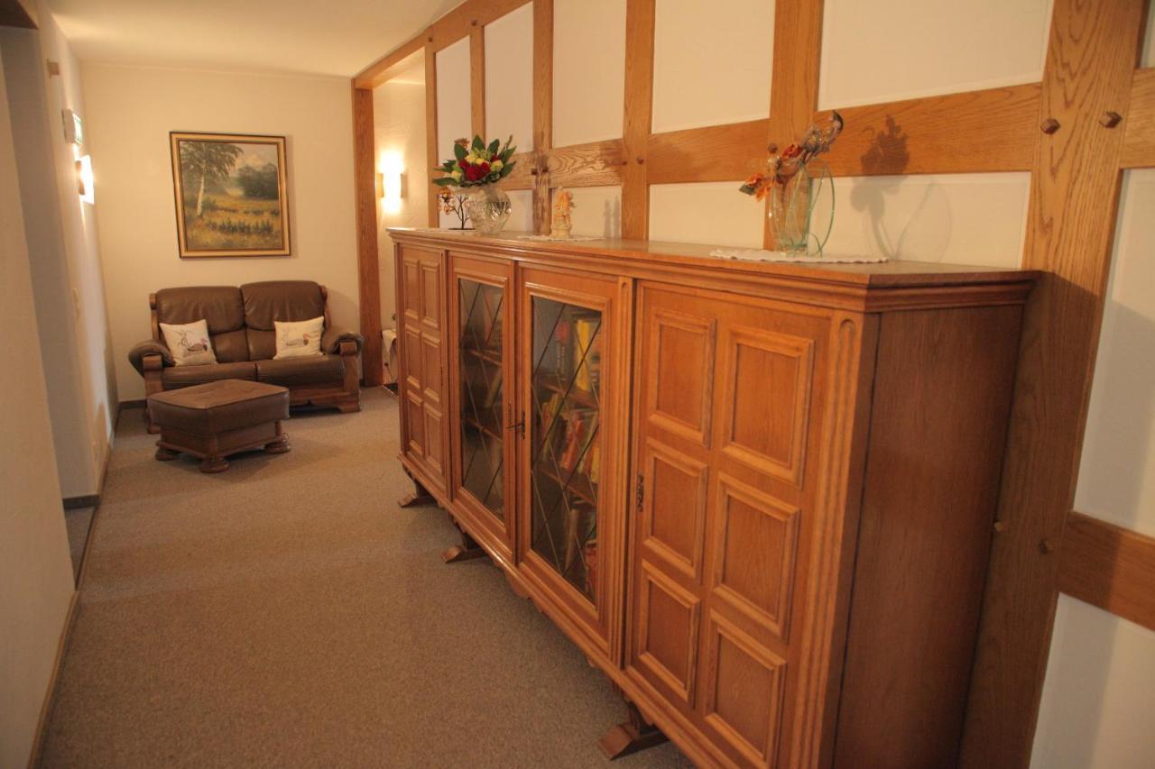 Landhotel Gasthof Zur Post Langewiese Kültér fotó