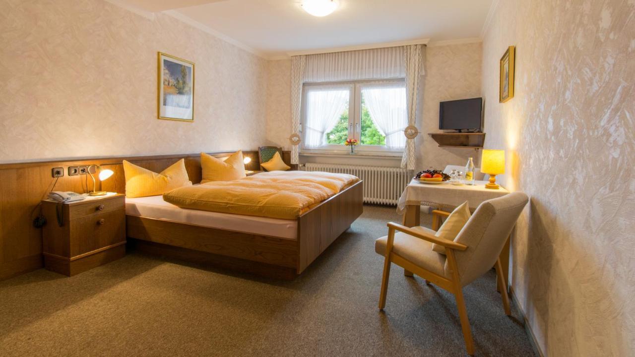 Landhotel Gasthof Zur Post Langewiese Szoba fotó