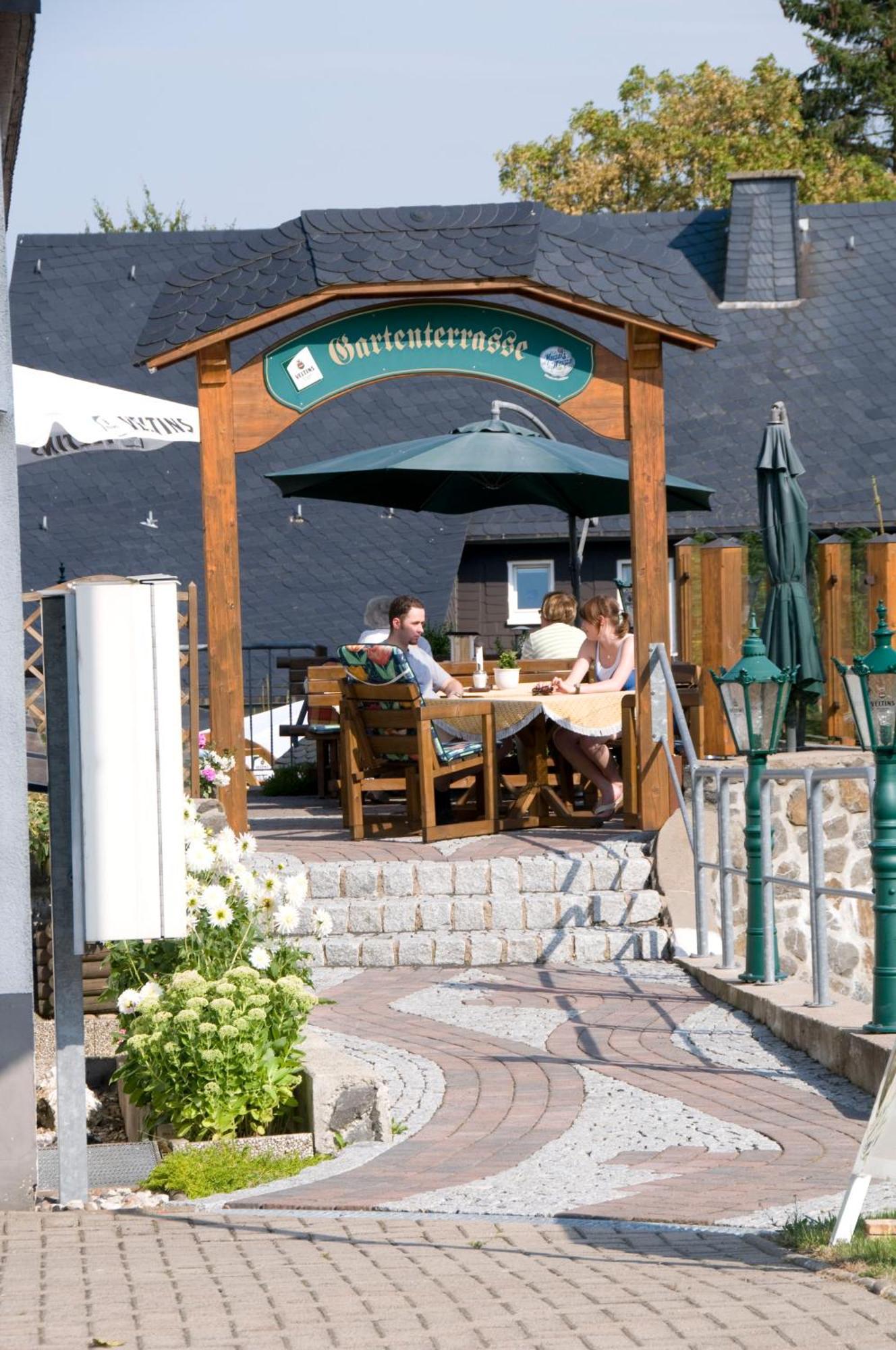 Landhotel Gasthof Zur Post Langewiese Kültér fotó
